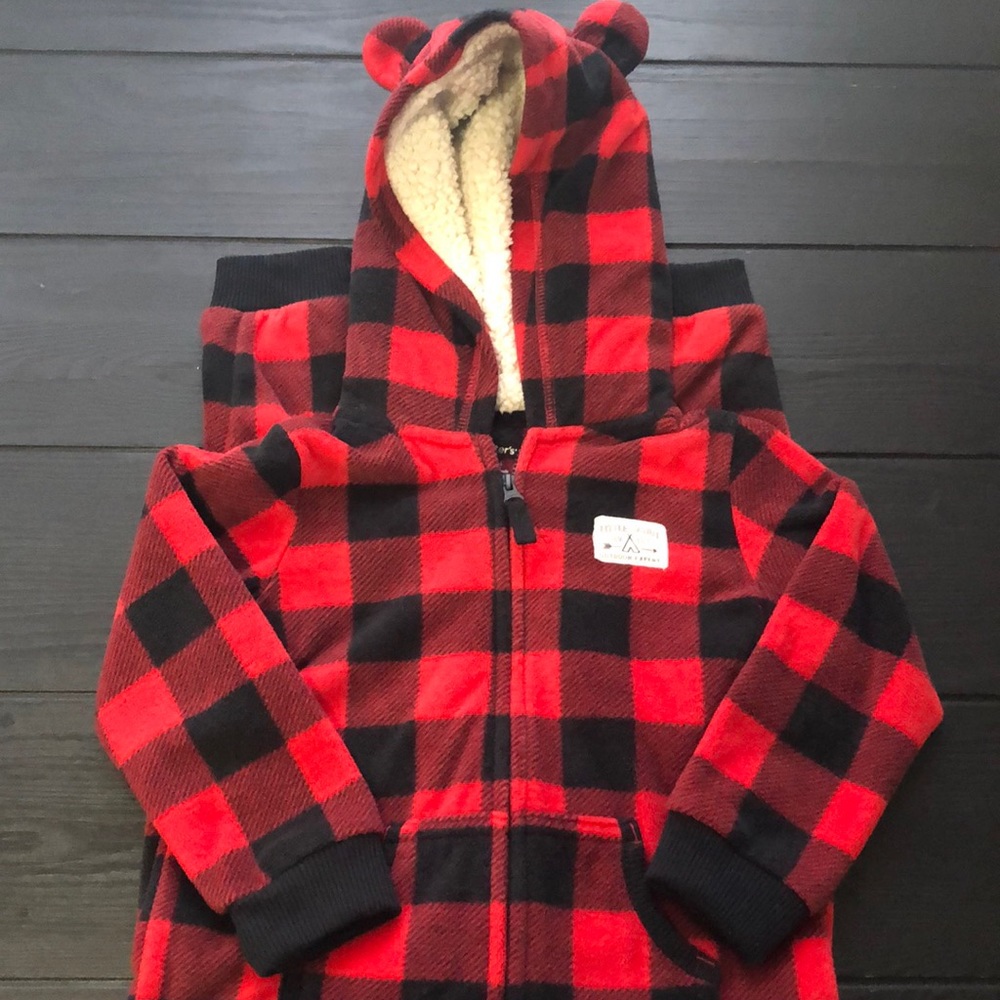 Carter’s 24 M hooded footless onesie